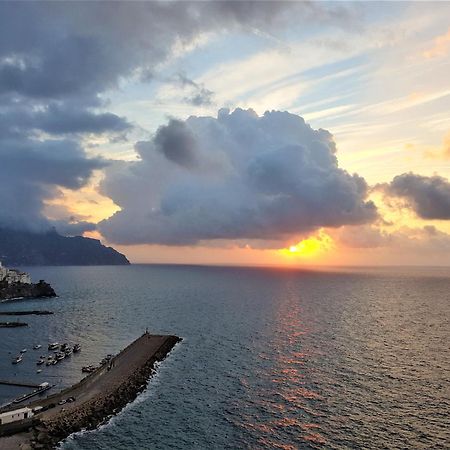 Casa Serena Amalfi Eksteriør billede